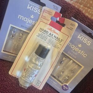 KISS Majestic Press-On Nails Set — Clear with Silver Accents + Hard As Nails